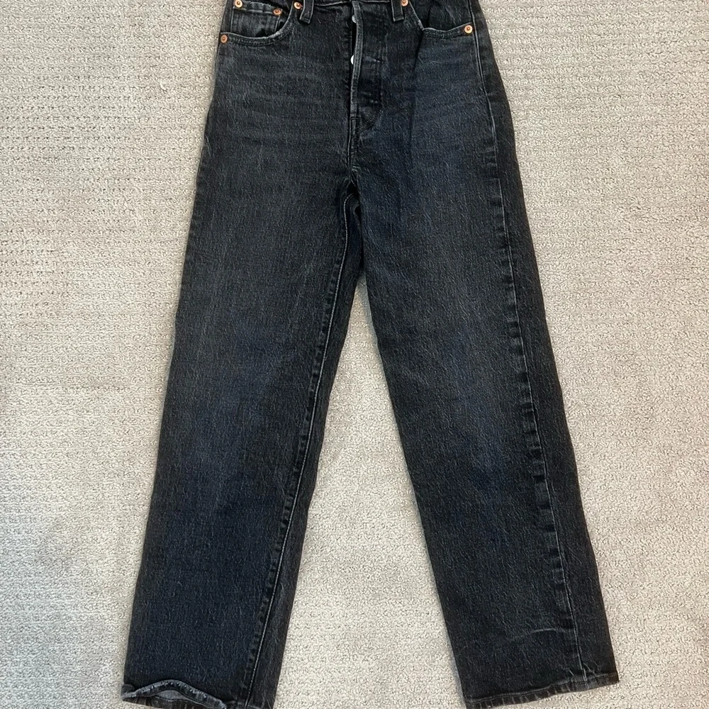 Levi's Ribcage Straight - Picture 2 of 7